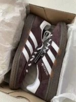 کتونی ادیداس قهوه‌ای