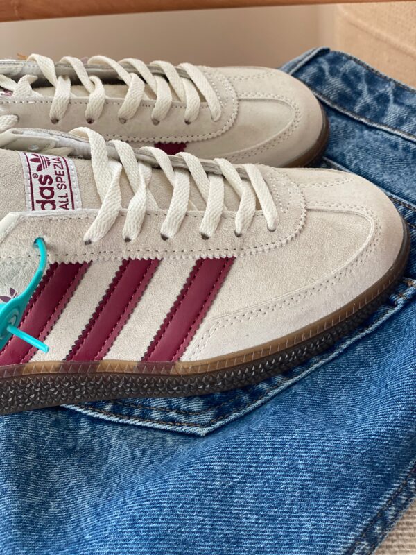 کفش و کتونی آدیداس اسپیزال کرم زرشکی