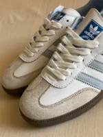 آدیداس سفید آبی