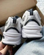 کتونی نیوبالانس 530 سفید سورمه‌ای/ new Balance 530 White Navy