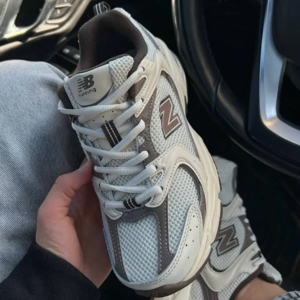 کفش نیوبالانس 530 سفید قهوه‌ای