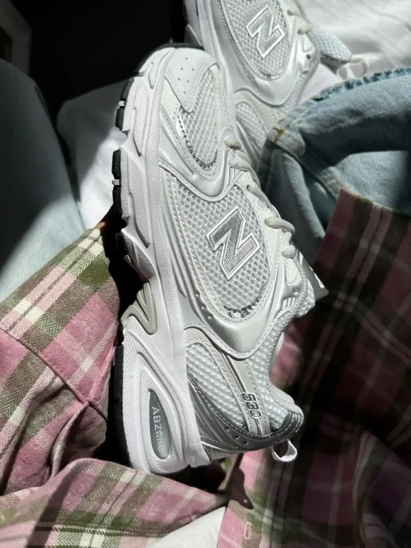 کفش نیو بالانس 530 سفید
