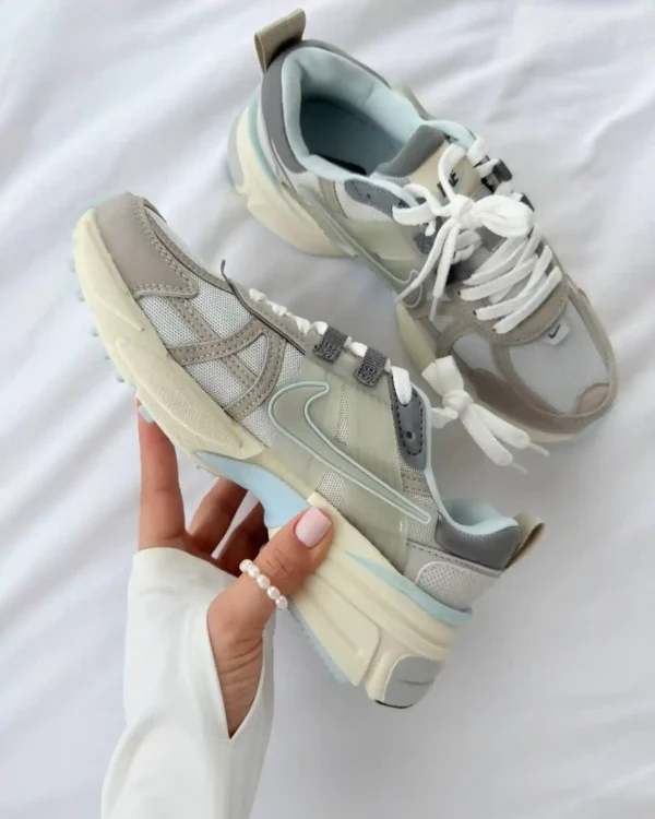 کتونی نایک وی تو کی طوسی آبی