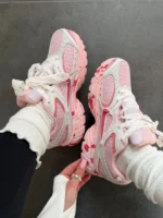 کتونی نایک v5 rnr صورتی