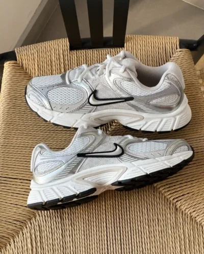 کتونی نایک v5 rnr سفید مشکی