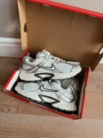 کتونی نایک وی 5 سفید آبی