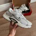 نایک وی 5 سفید آبی