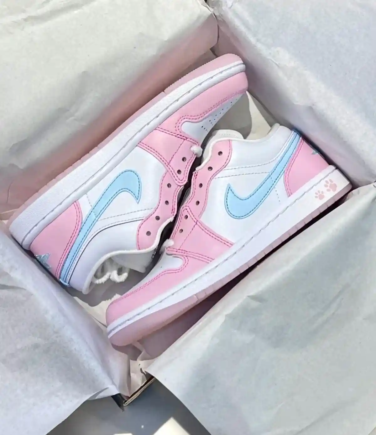 nike Air Jordan 1 Low Paw Print White Pink 2-optimized کتونی ایر جردن 1 سفید صورتی