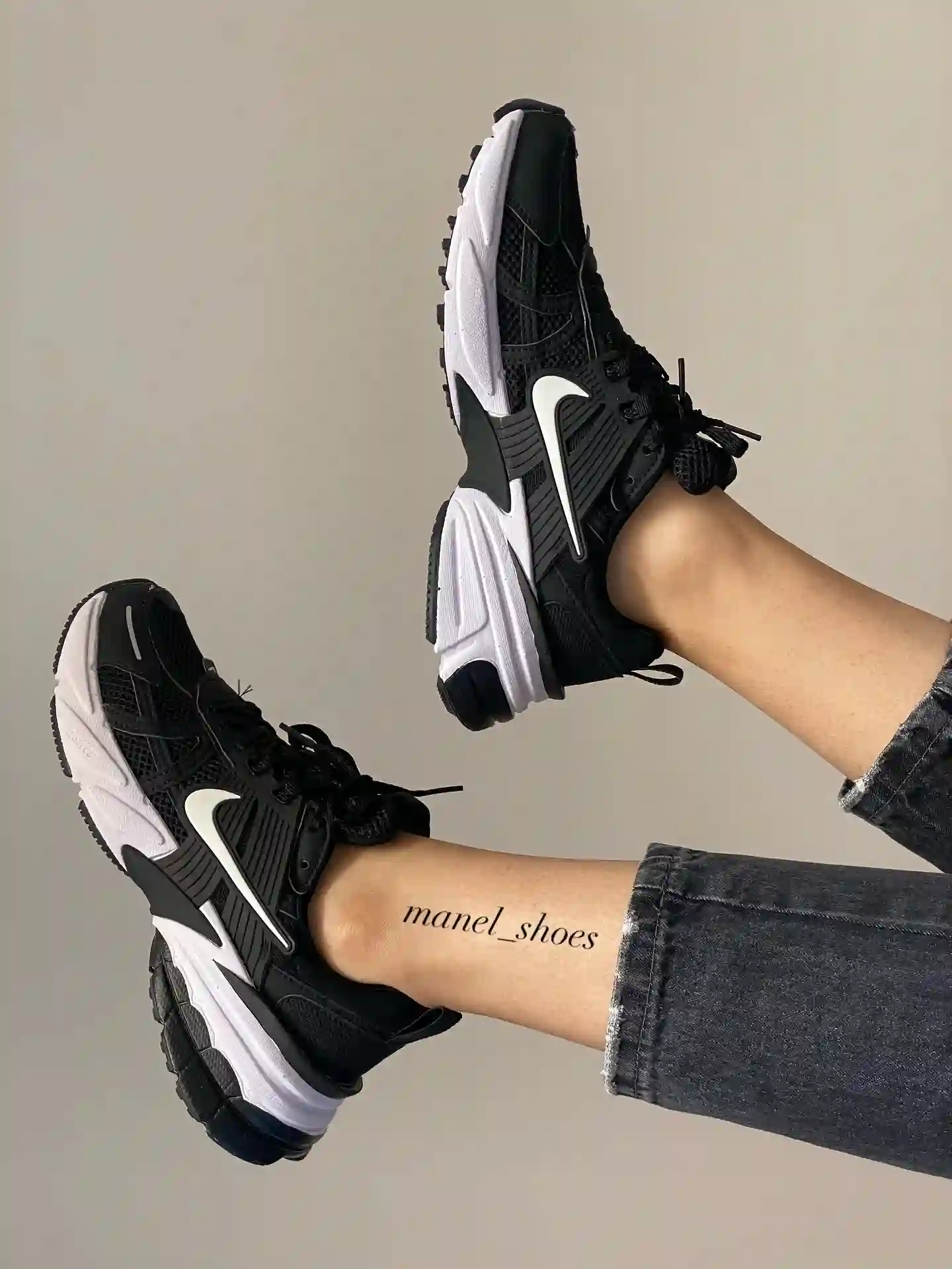 nike v2k run black white 1-optimized کتونی نایک v2k مشکی سفید