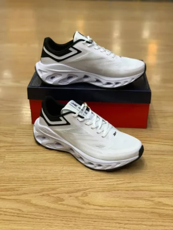 کتونی ریباک فلکس ران سفید مشکی_خرید کتونی ریباک فلکس ران سفید مشکی_ خرید کتونی reebok مناسب استفاده روزمره، پیاده‌روی و باشگاه